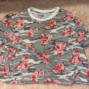 Camo rose crop top